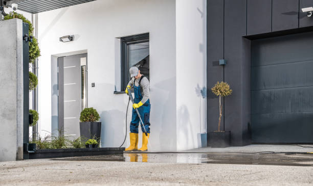 Best Pool Deck Cleaning  in Nevada, IA